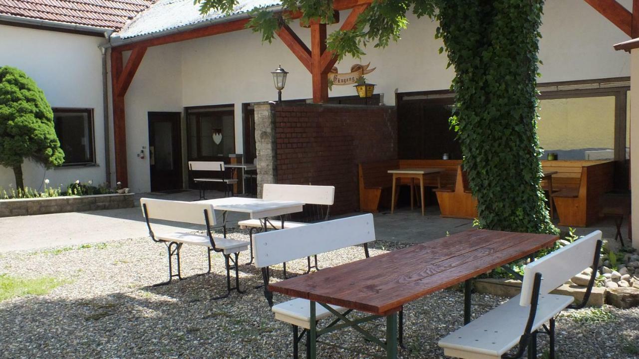 Pension Dingolshausen Exterior foto
